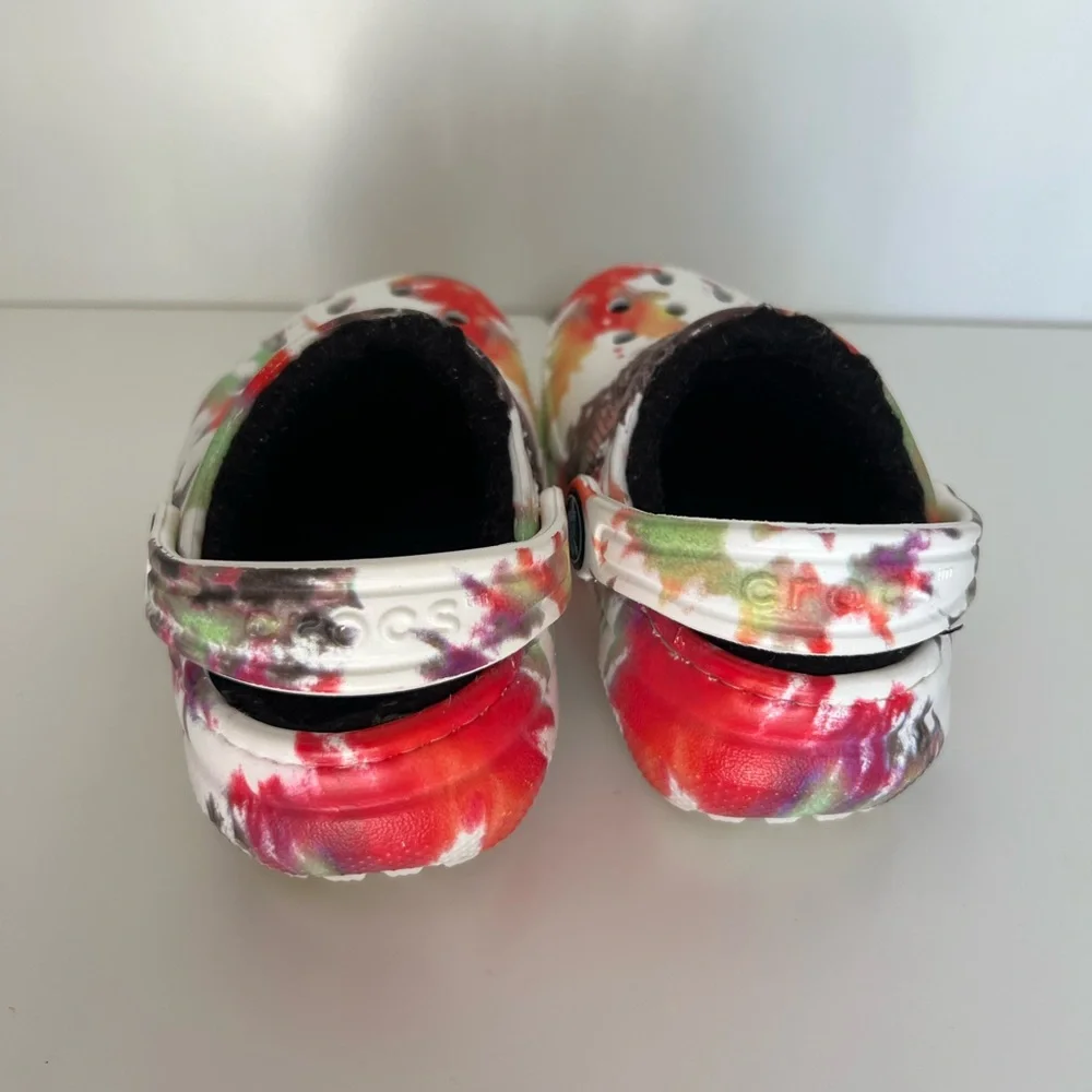 CROCS Toddler Fleece/Fur/Fuzzy lined shoes 5C